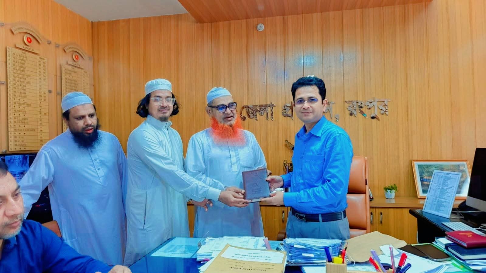 রংপুরের জেলা প্রশাসকের সঙ্গে ইসলামী আন্দোলন বাংলাদেশের নেতৃবৃন্দের সৌজন্য সাক্ষাৎ