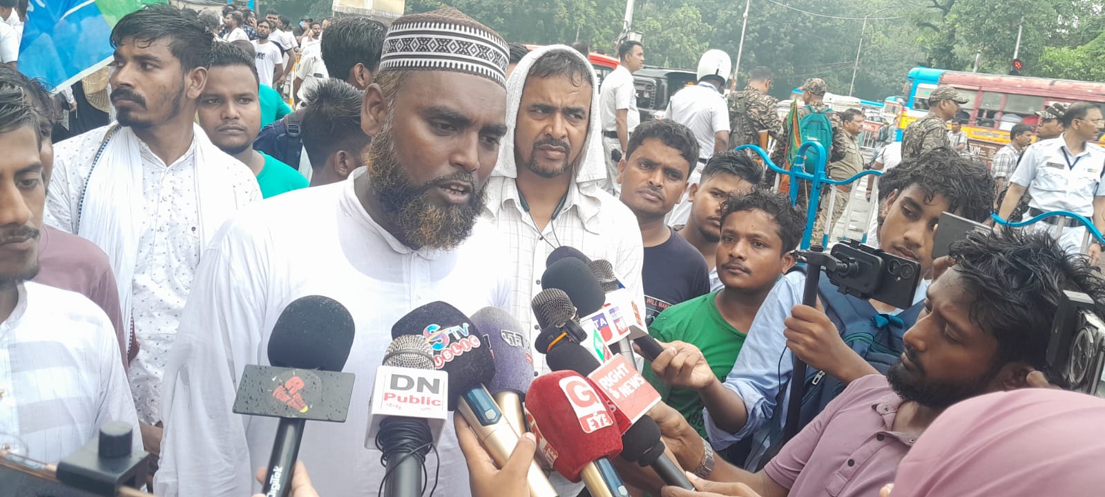 ভোটাধিকার বাঁচাও- গণতন্ত্র বাঁচাও এর দাবী নিয়ে-বিশাল মিছিল ও ডেপুটেশন