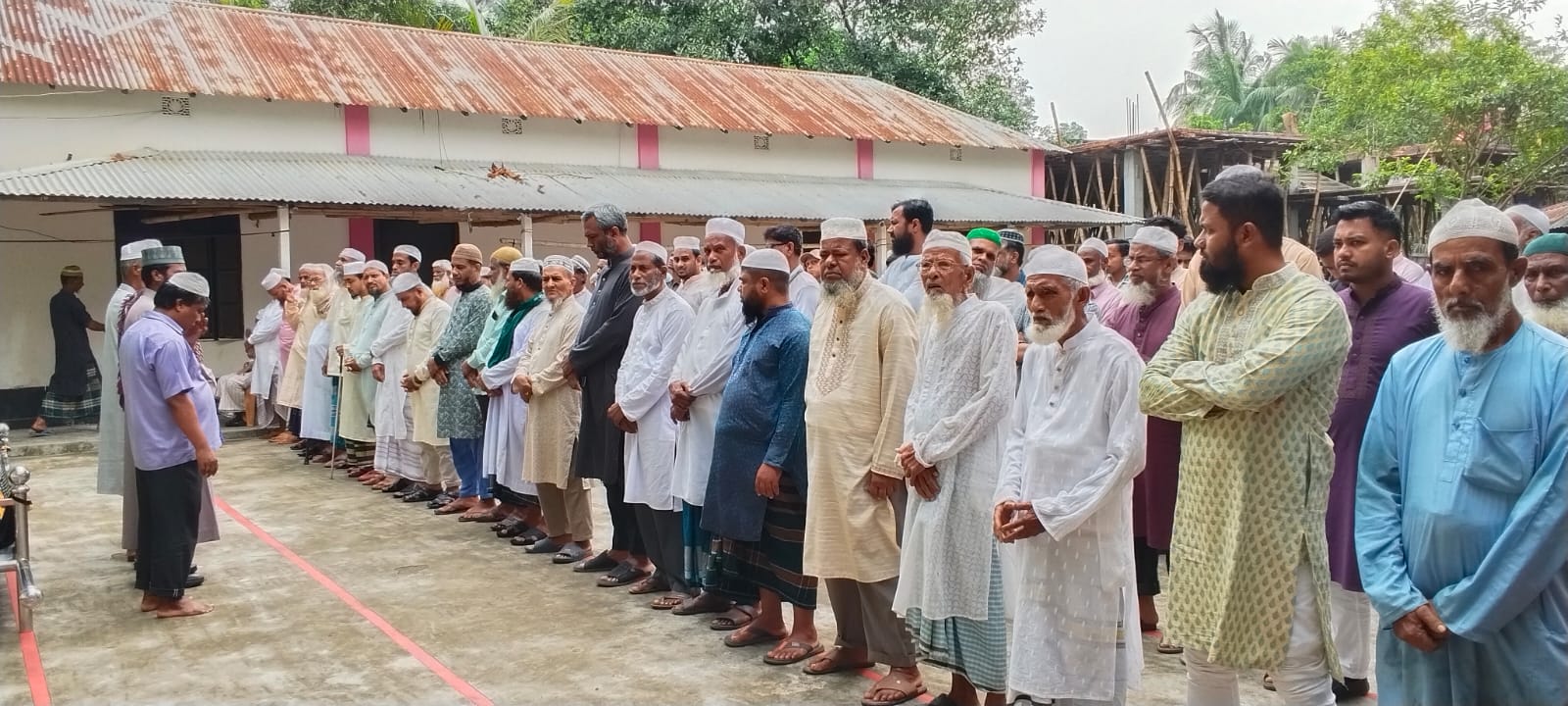চির নিদ্রায় শায়িত হলেন সাংবাদিক কাজলের পিতা করম আলী শেখ