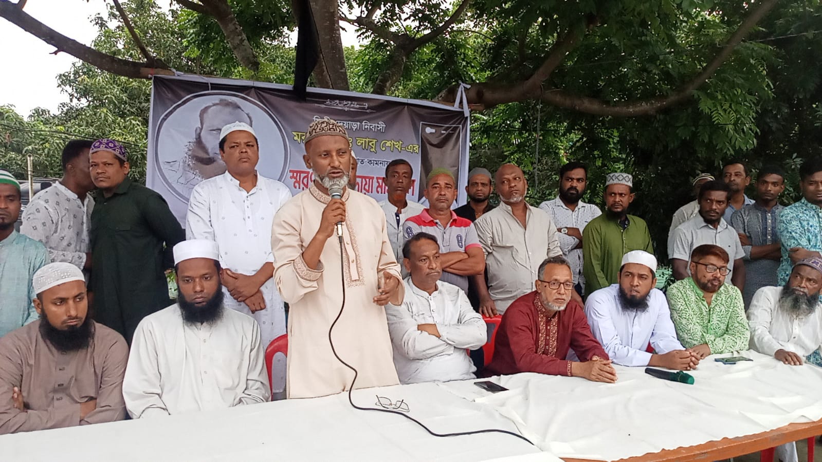 রূপসার মিল্কী দেয়াড়ায় মরহুম মোঃ লাবু শেখের স্মরণে দোয়া মাহফিল অনুষ্ঠিত