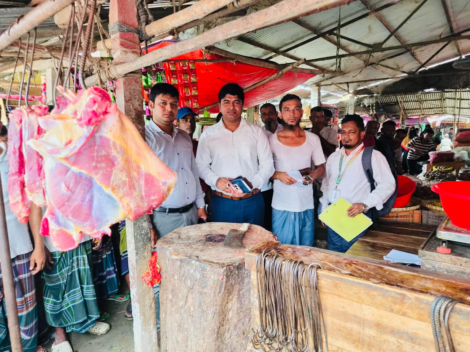 কালীগঞ্জে ভ্রাম্যমান আদালতে মাংস ব্যবসায়ীকে অর্থদন্ড