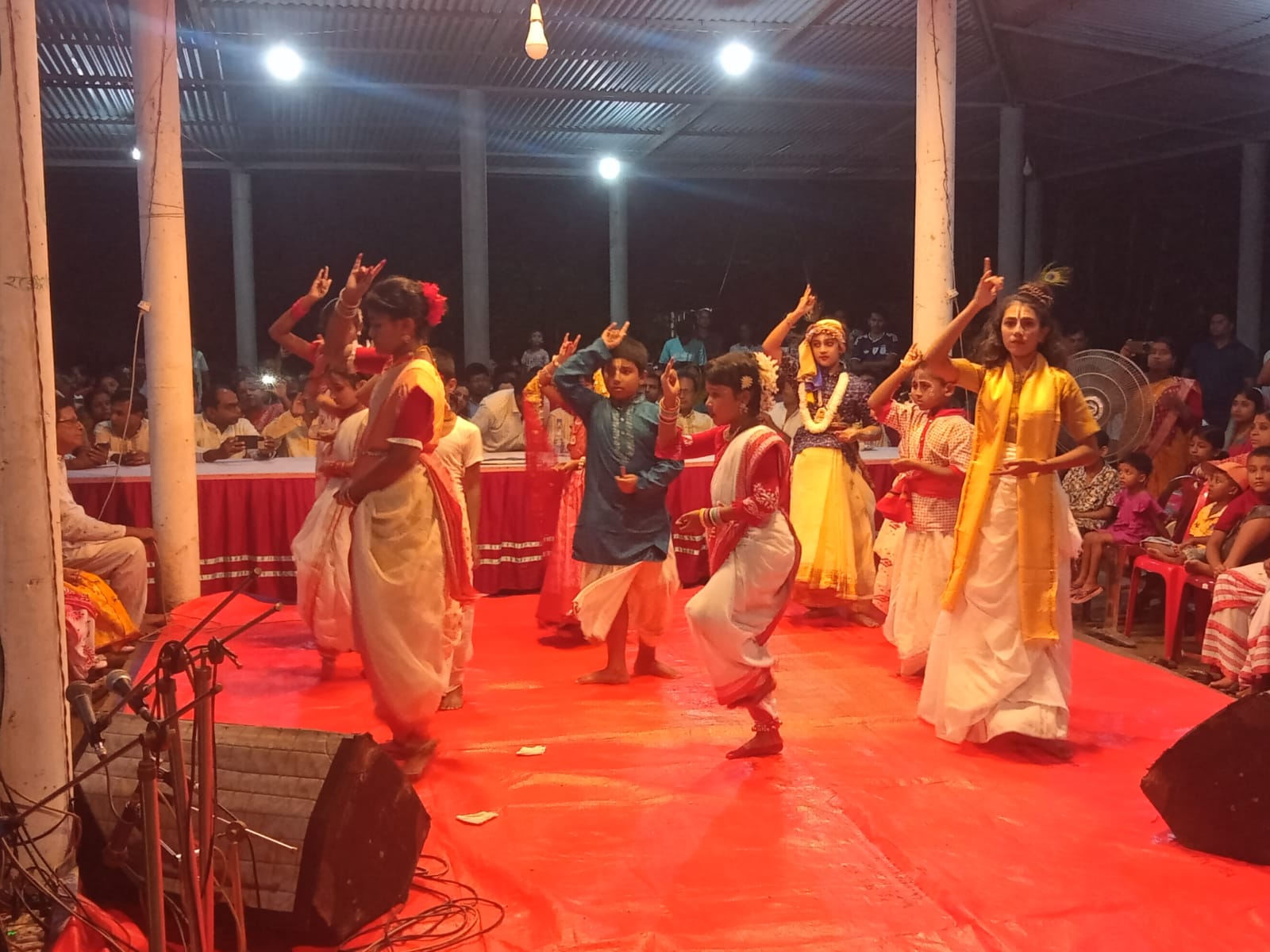 বটিয়াঘাটায় ধর্মীয় ভাবগম্ভীর্যের মধ্য উদযাপিত হয়েছে ভগবান শ্রীকৃষ্ণের জন্মাষ্টমী