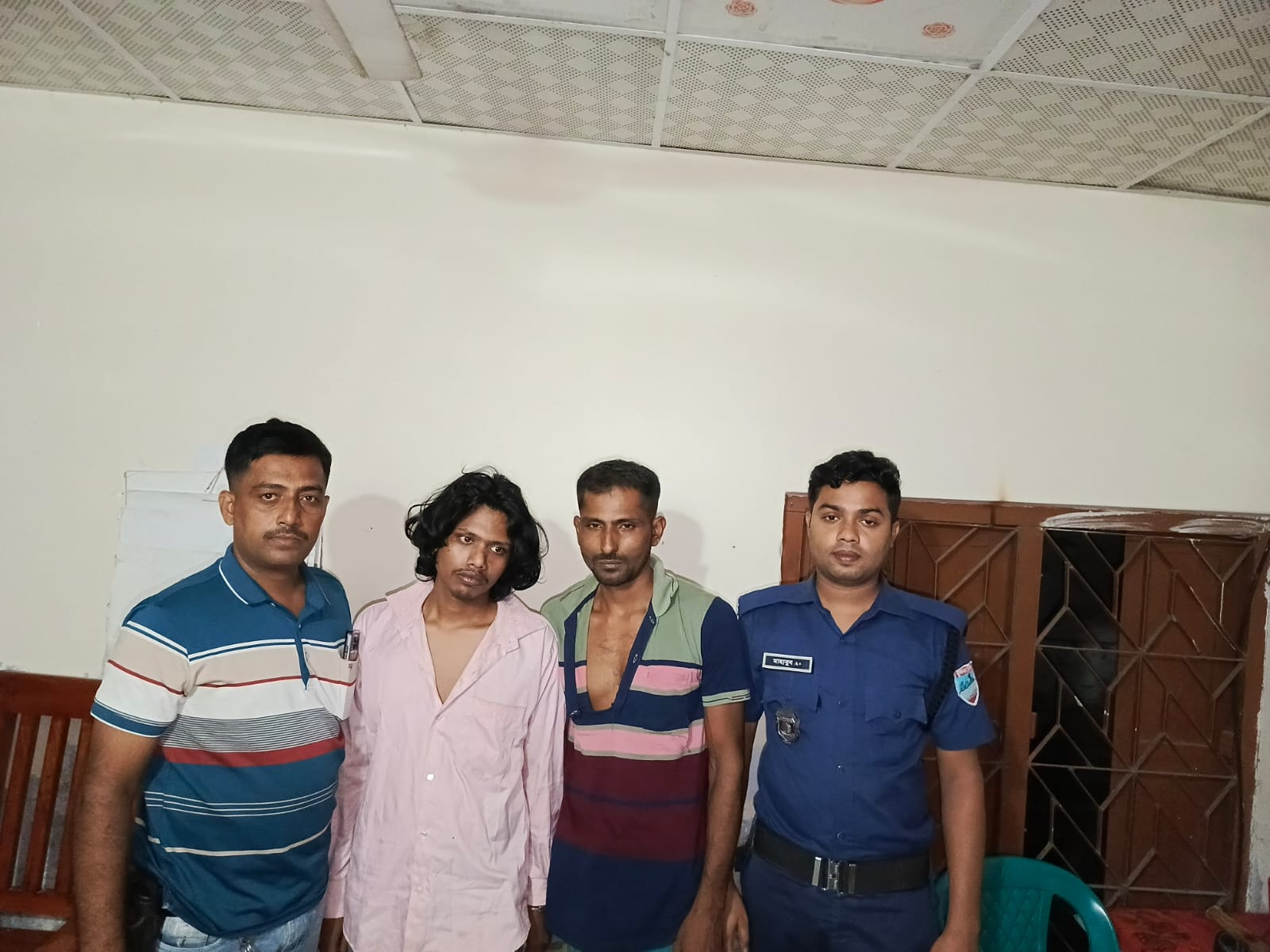 রূপসার শিয়ালীতে ৫০ পিস ইয়াবাসহ দুইজন গ্রেপ্তার