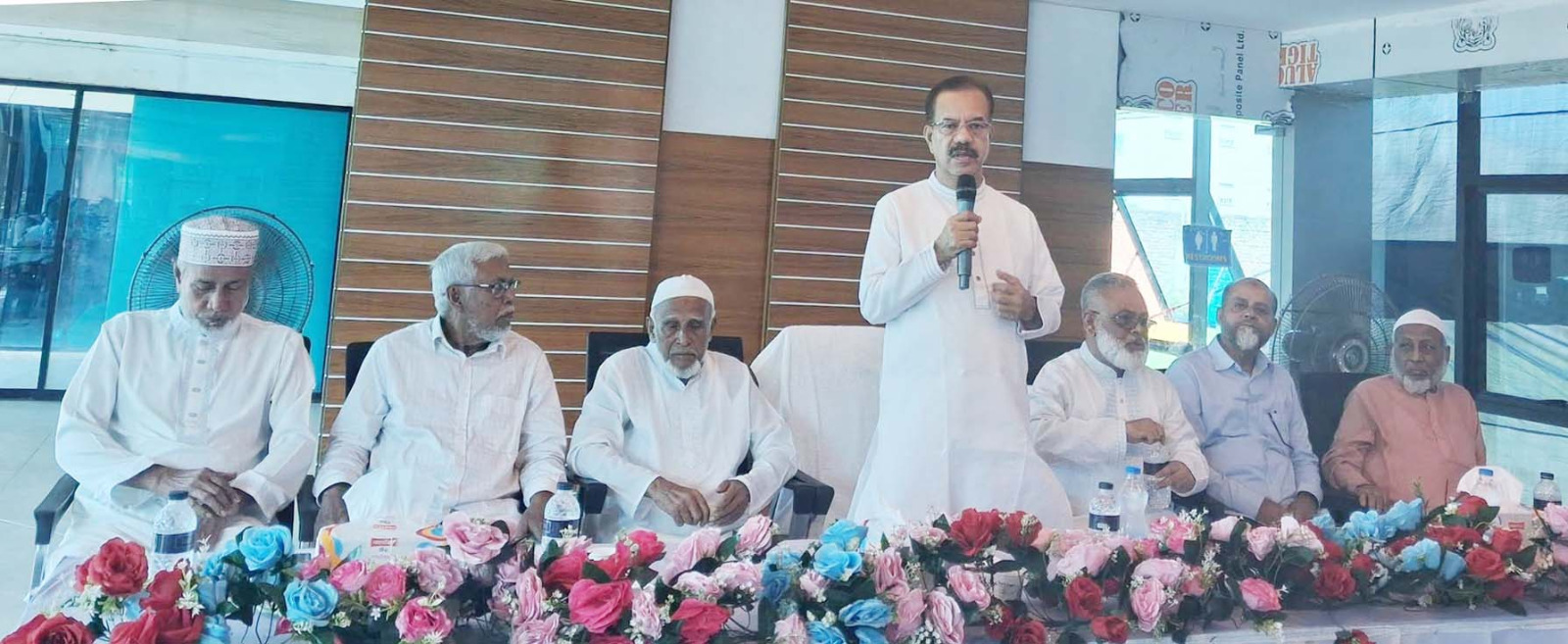 কালীগঞ্জে বিএনপির নেতৃবৃন্দের সঙ্গে এমপি মিলনের মতবিনিময় সামাজিক যোগাযোগমাধ্যমে শালীনতা ও গঠনমূলক সমালোচনার আহ্বান