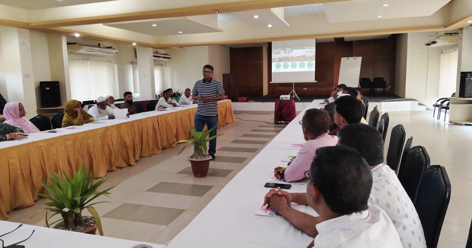 দুর্যোগ ব্যবস্থাপনা কমিটির সক্ষমতা বৃদ্ধিতে ব্র্যাকের প্রশিক্ষণ