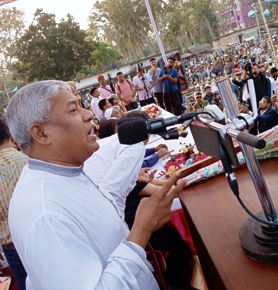 সংখ্যালঘু কোন পরিচয় না, আমরা সবাই বাংলাদেশি। ধর্ম যার যার উৎসব তার তার রাস্ট্র সবার -ডক্টর কাজী মনির