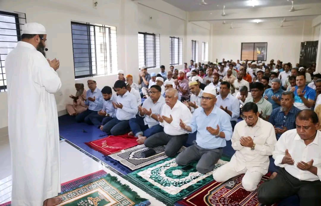 ইবির নতুন প্রশাসন ভবনে স্থায়ী মসজিদ উদ্বোধন