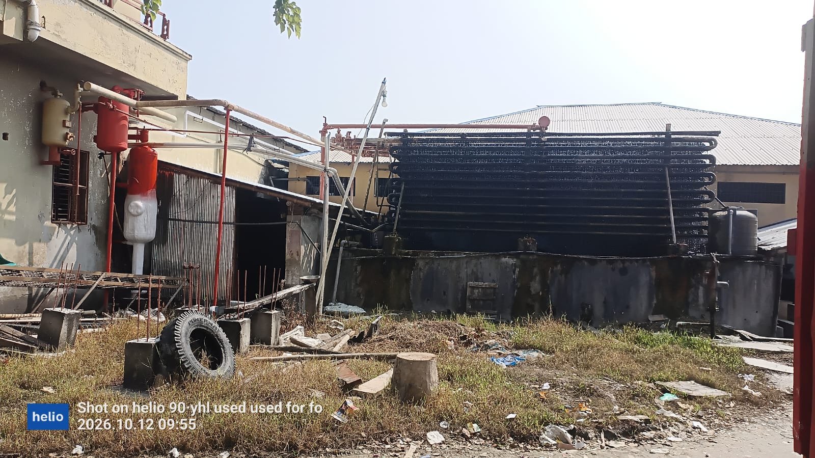 ডুমুরিয়ায় বরফ কল দেখিয়ে সারের ডিলার নিয়োগ! ঢাকায় চাকরিজীবী ও আওয়ামী লীগ থেকে বিএনপি বনে যাওয়া নেতার কাণ্ড